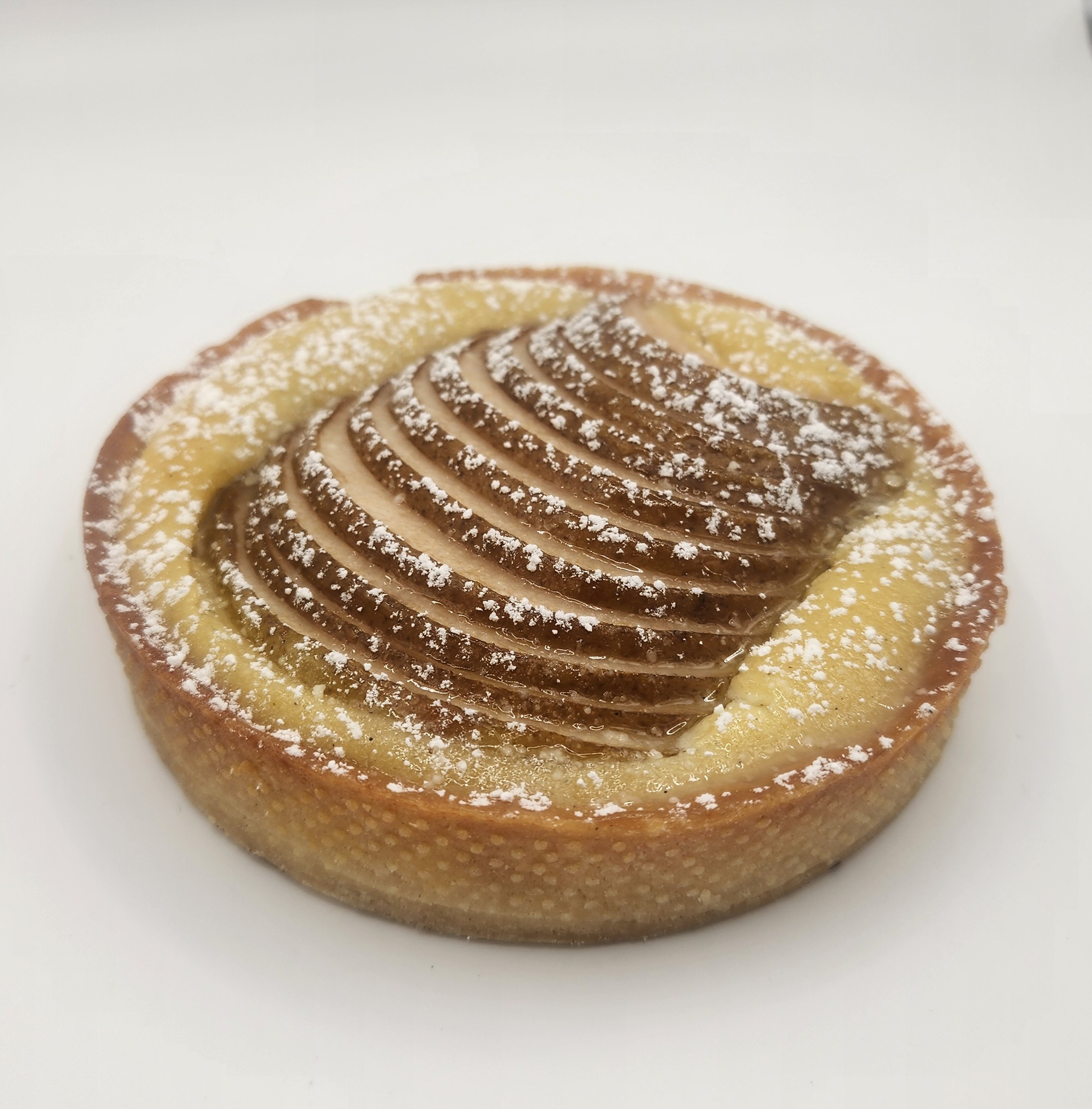 Pear frangipane tart with sliced pears